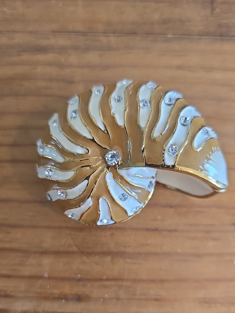 Nautilus Shell Enameled Box with Rhinestones - Picture 3 of 16